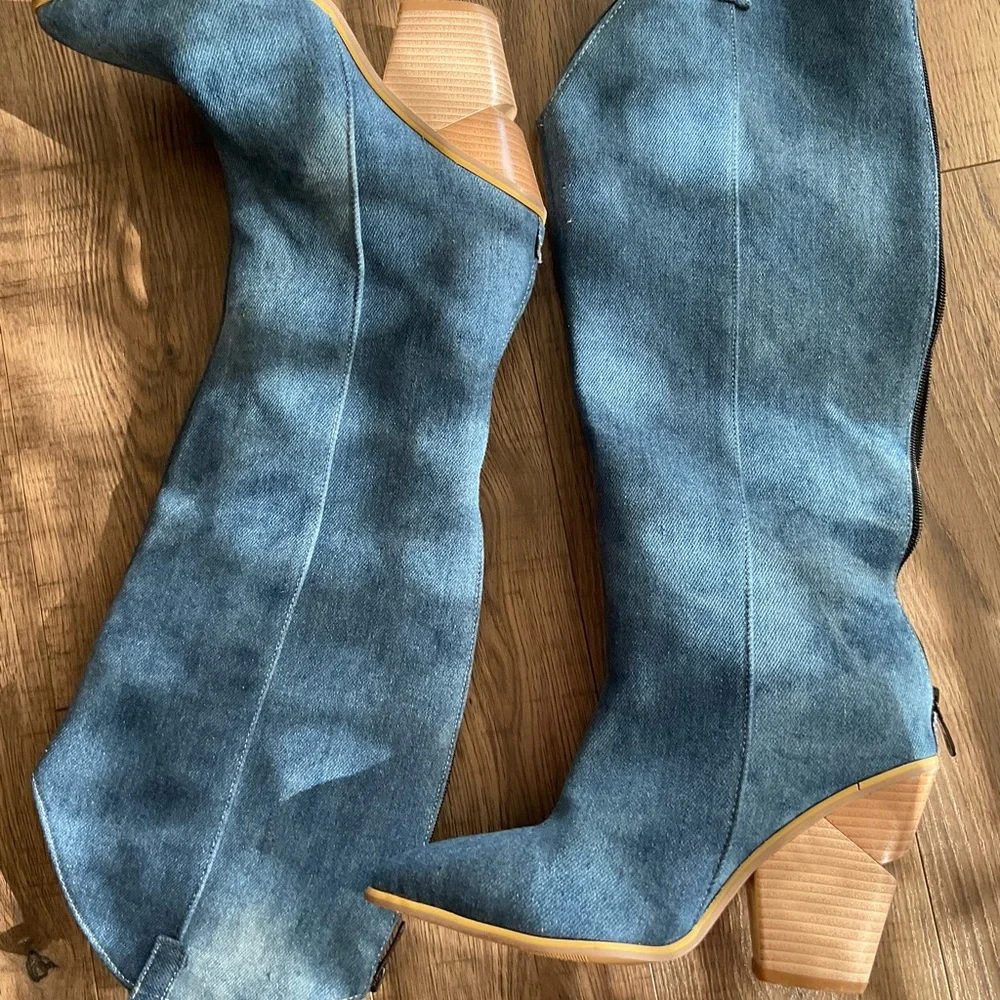 Denim boots, full back zipper, cute heels, sz 8.5/39 - Picture 3 of 8